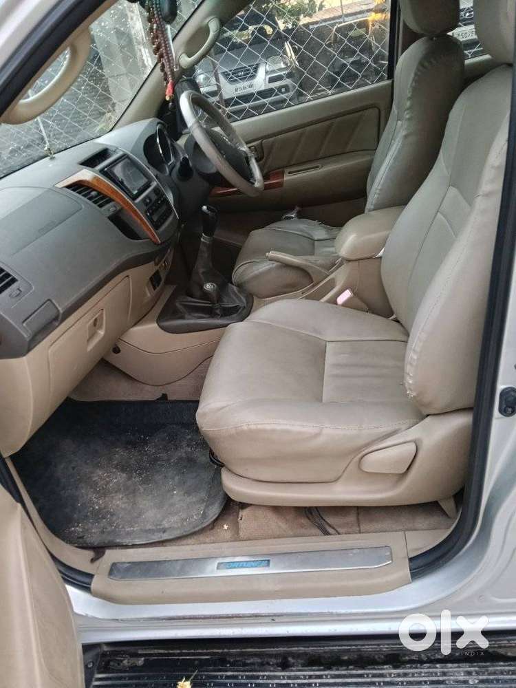 Toyota Fortuner, 2011, Diesel