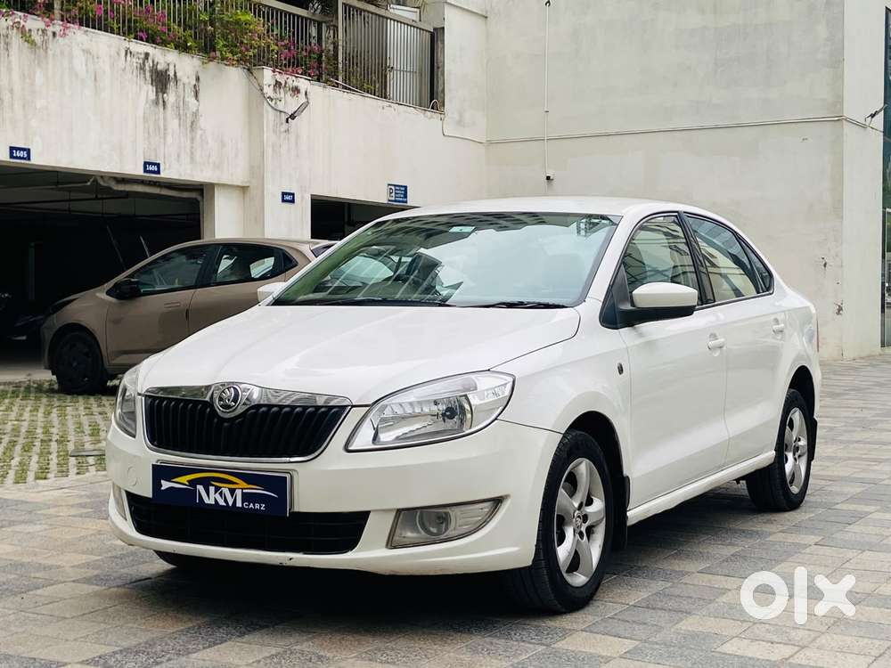 Skoda Rapid Ambition 1.6 Tdi Cr Manual Plus, 2015, Diesel