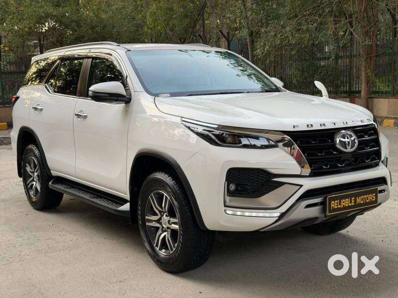 Toyota Fortuner 4x2 At 2.7 Petrol, 2022, Petrol