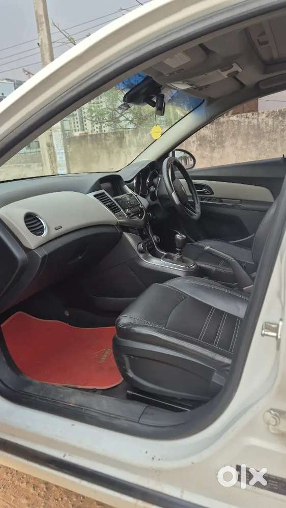 Chevrolet Cruze 2017  Vip Number  New Tyres & Battery  First Owner