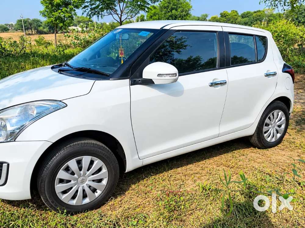 Maruti Suzuki Swift 2015 Petrol With Hybrid
