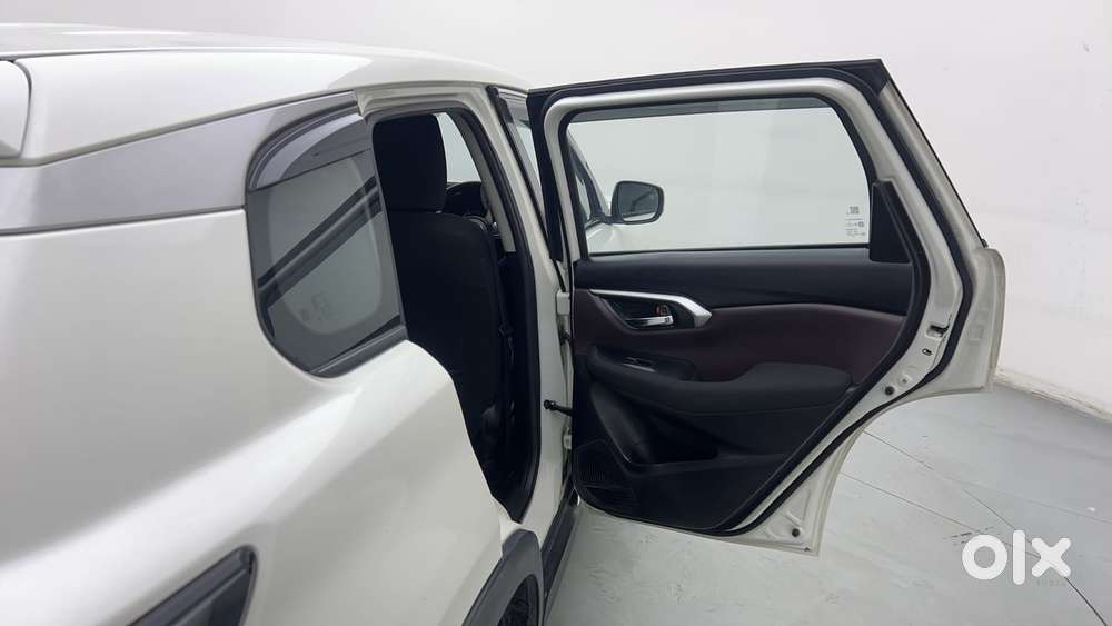 Maruti Suzuki Grand Vitara 1.5 Delta Smart Hybrid, 2024, Petrol