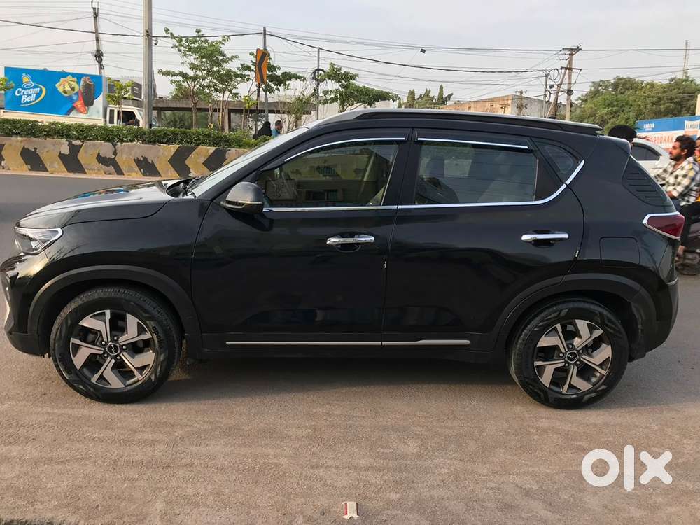 Kia Sonet Petrol 2023