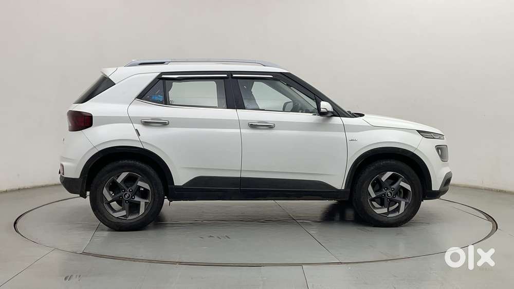 Hyundai Venue 1.0 Sx (o) Turbo Dct, 2022, Petrol