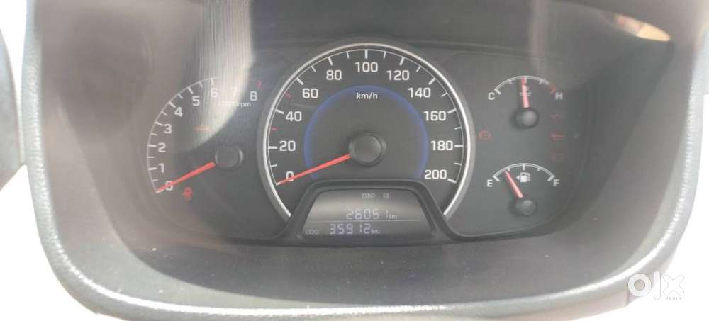 Hyundai Grand I10 Sportz Edition, 2016, Petrol