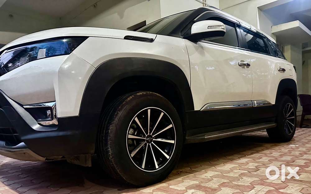 Maruti Brezza Petrol 2023