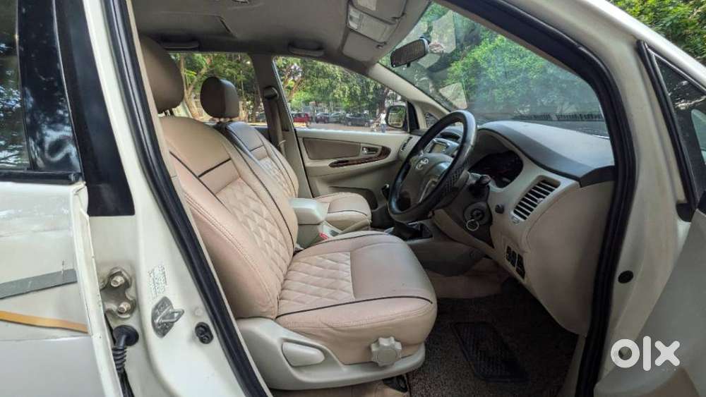 Toyota Innova 2.5 Vx 8 Str, 2015, Diesel