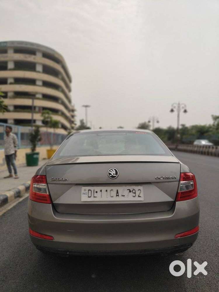 Skoda Octavia 1.8 Elegance Tsi At, 2014, Petrol