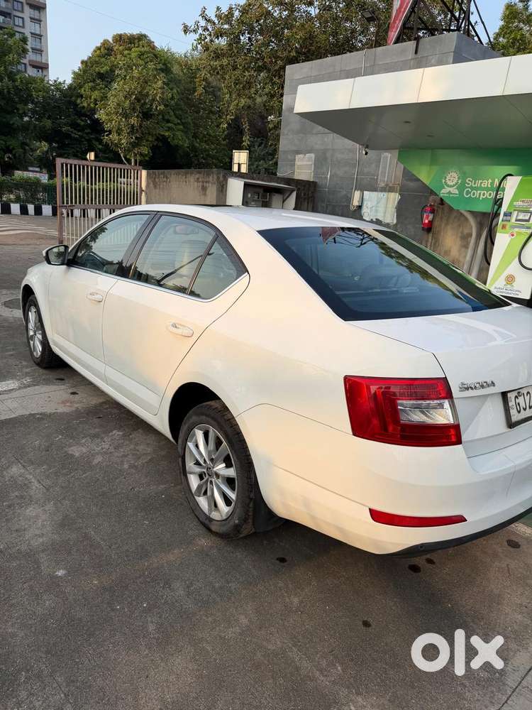 Skoda Octavia Facelift Essence, 2013, Diesel