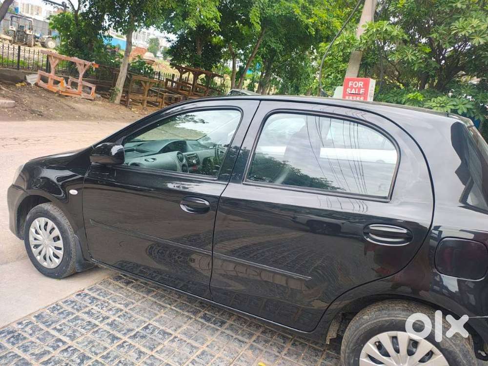 Toyota Etios Liva G, 2011, Petrol