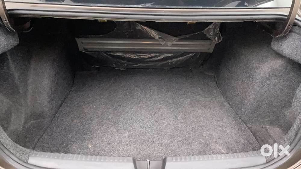 Volkswagen Vento 1.2 Tsi Highline At, 2016, Petrol