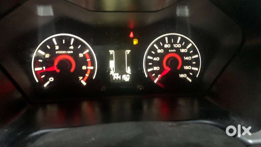 Mahindra Kuv 100 2017 Petrol Good Condition