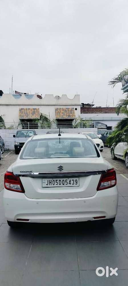 Maruti Suzuki Dzire 1.2 Vxi, 2023, Petrol