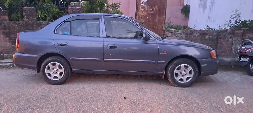 Hyundai Accent Sedan 2012 Petrol 40000 Km Driven