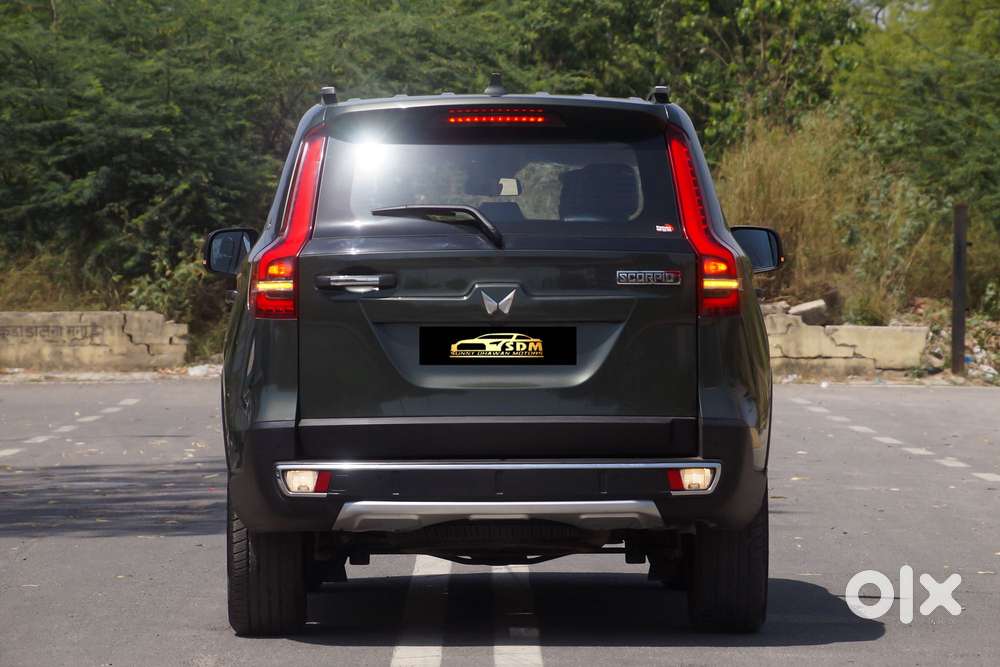 Mahindra Scorpio N Z8 Petrol At 7 Str, 2023, Petrol