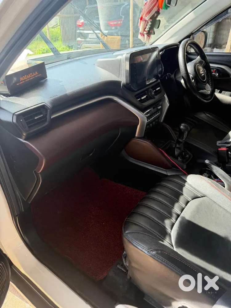 Maruti Suzuki Vitara 2024 Hybrid Manual First