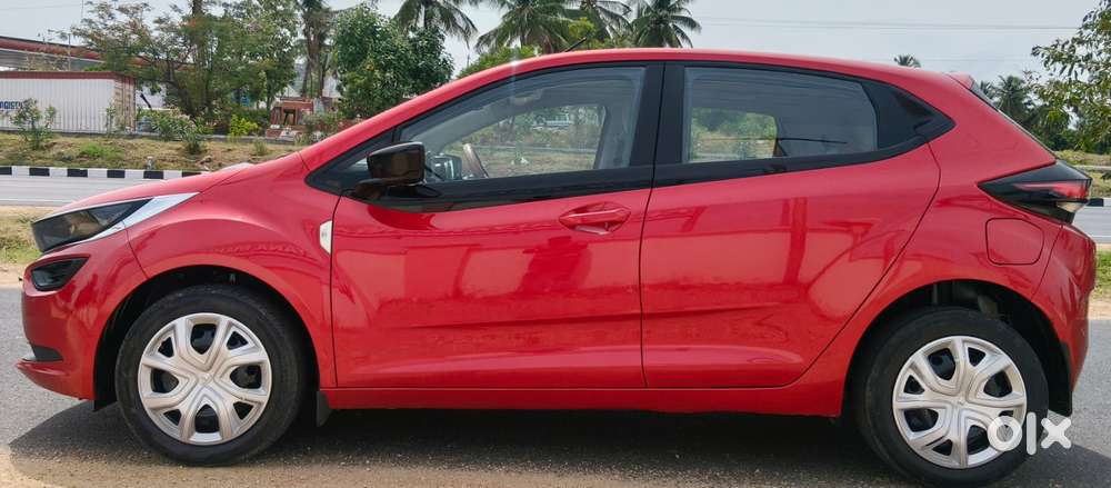 Tata Altroz 1.2 Xm Plus, 2022