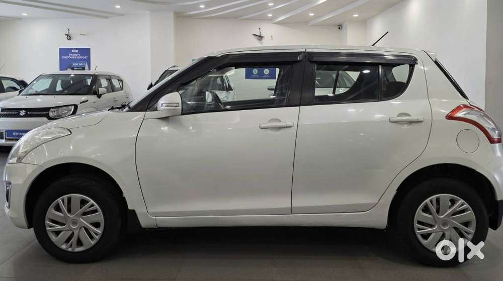 Maruti Suzuki Swift Vxi Cng, 2016, Petrol