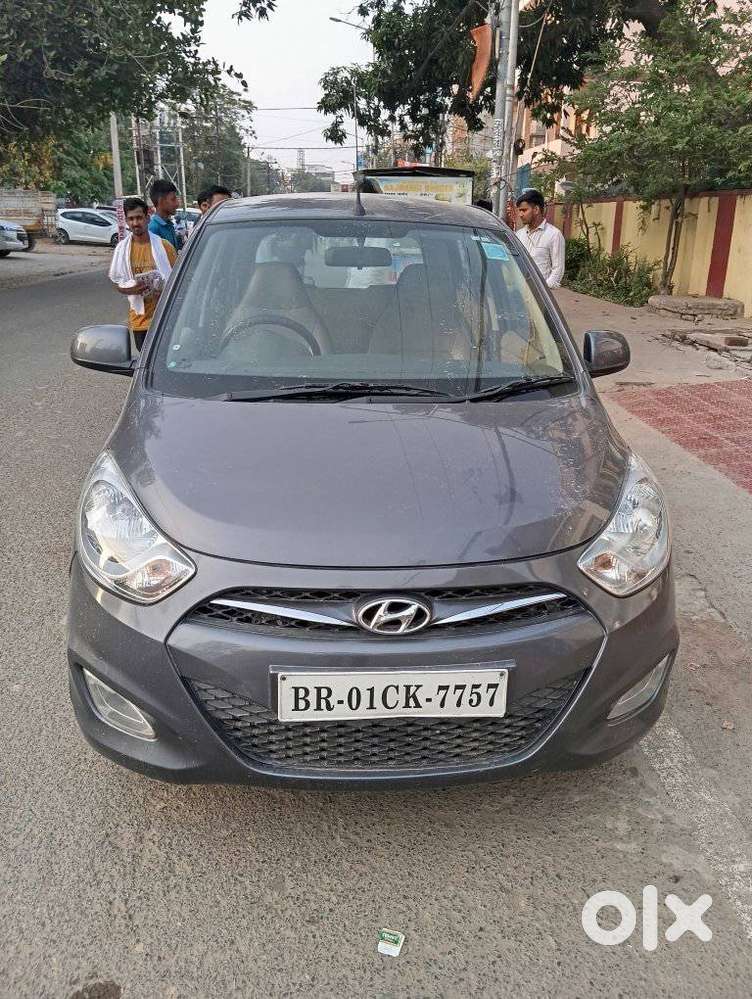 Hyundai I10 Sportz, 2015, Petrol