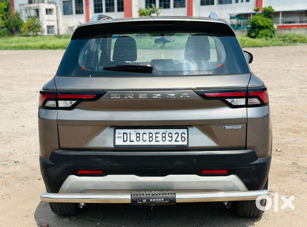 Maruti Suzuki Brezza 1.5 Zxi Smart Hybrid, 2023, Petrol