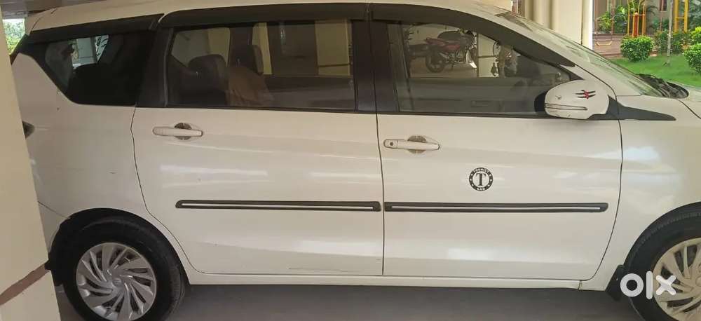 Maruti Suzuki Ertiga 2022 Petrol Well Maintained
