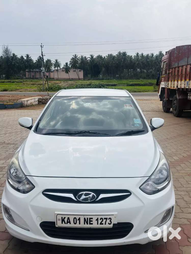 Hyundai Verna Fluidic Petrol Manual 2012