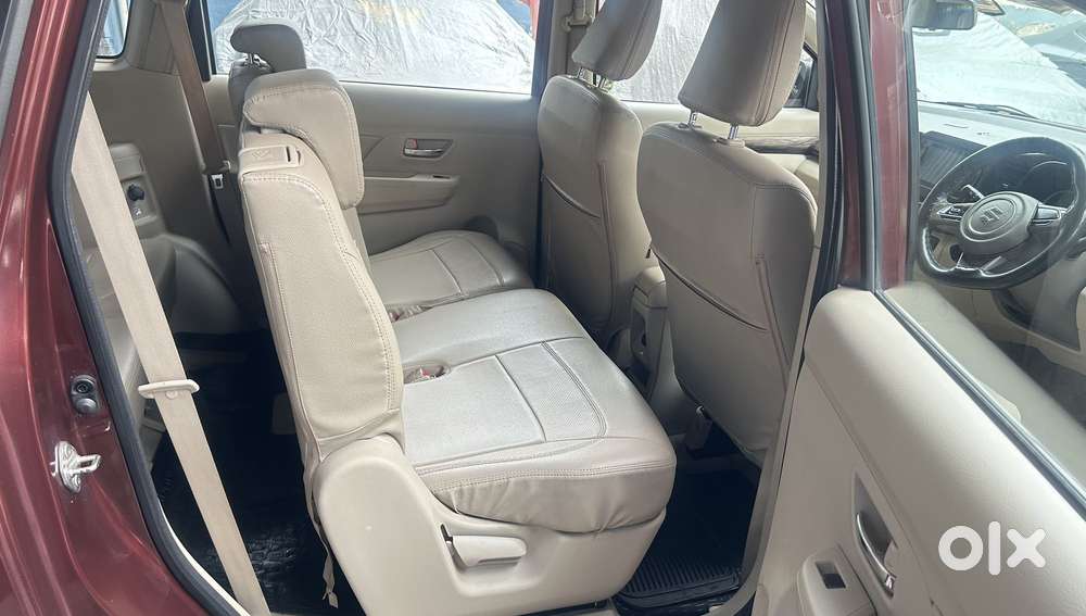 Maruti Suzuki Ertiga Zxi Plus Shvs, 2021, Petrol