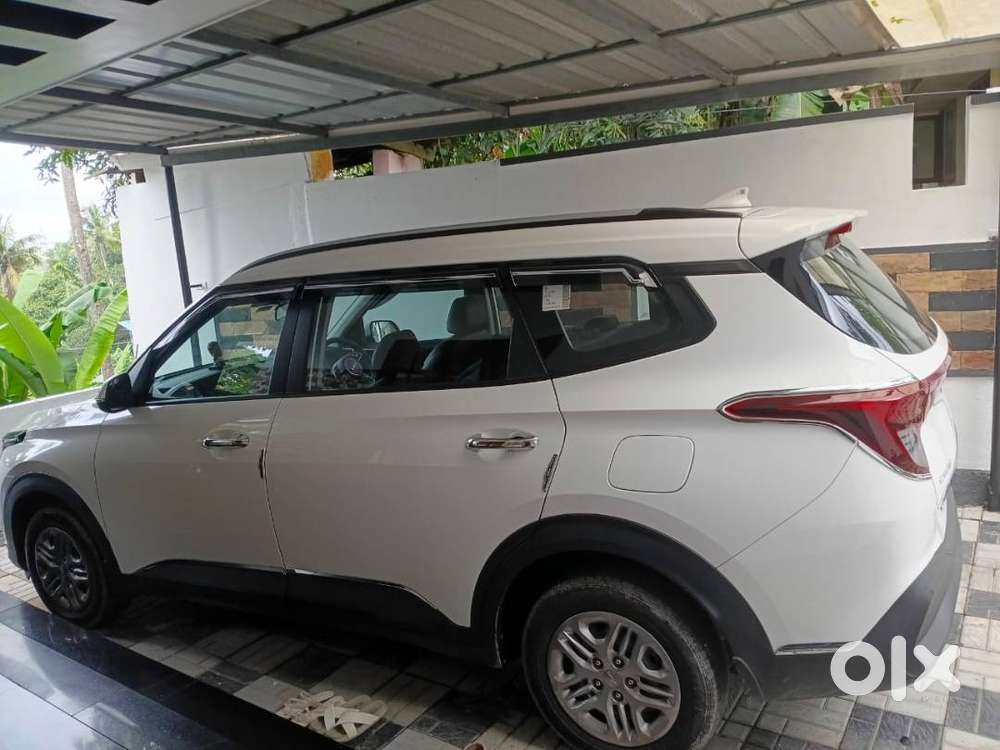 Kia Carens 2024 Petrol