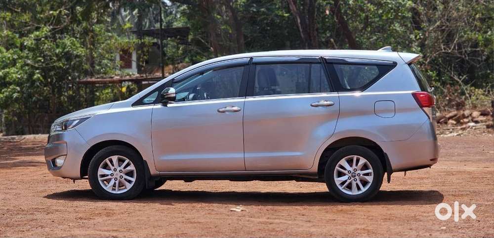 Toyota Innova Crysta 2.8z Automatic, 2017, Diesel