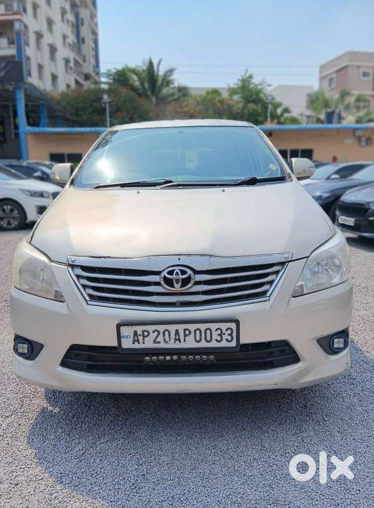 Toyota Innova 2.5 V 7 Str, 2012, Diesel