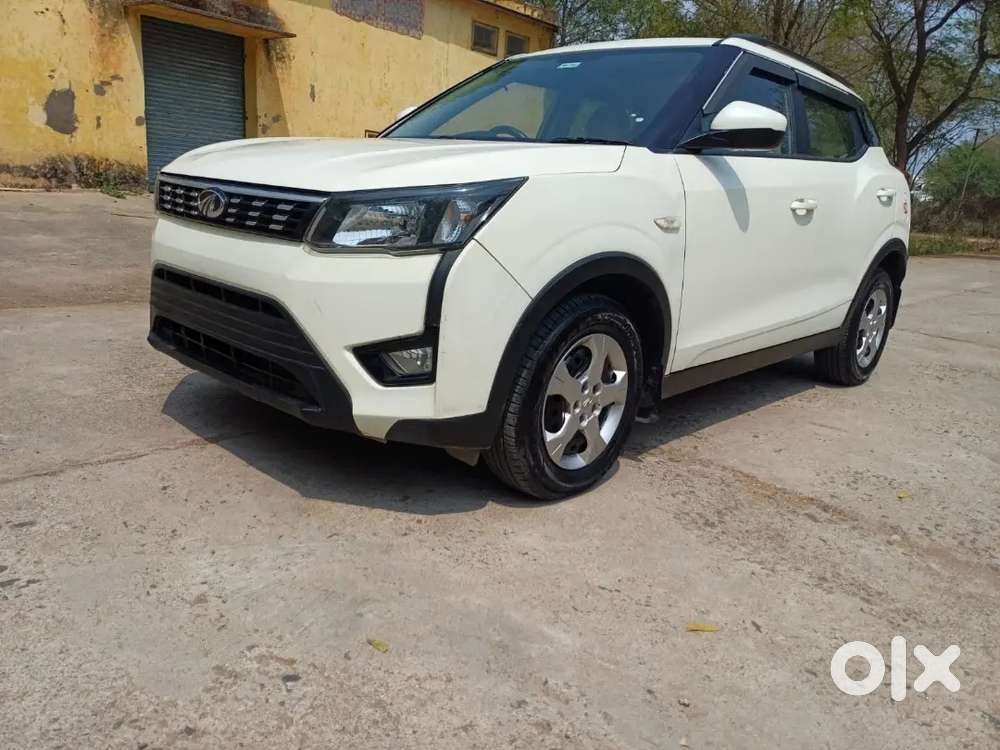 Mahindra Xuv300 2022 Diesel Well Maintained