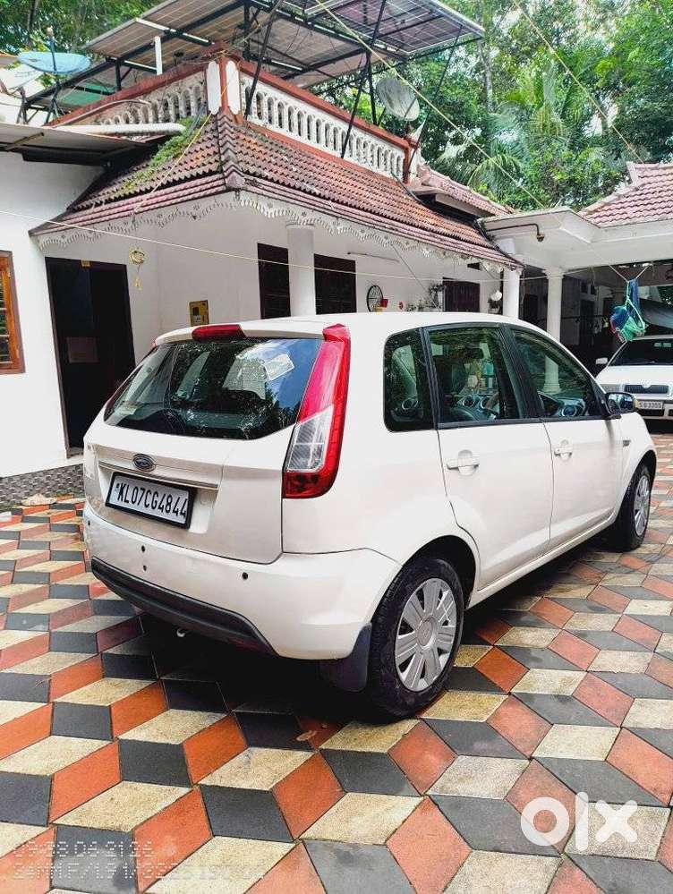 Ford Figo 1.2p Trend Mt, 2016, Petrol