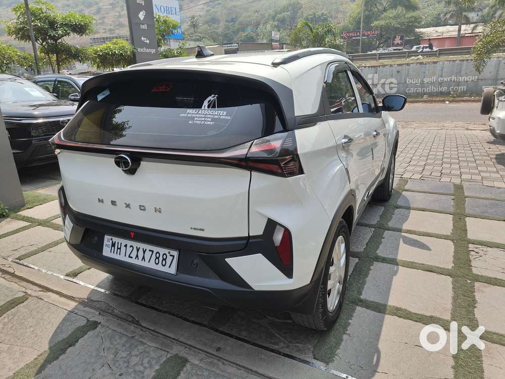 Tata Nexon Smart Plus S 1.2 Revotron Petrol 5 Mt, 2025, Cng & Hybrid..