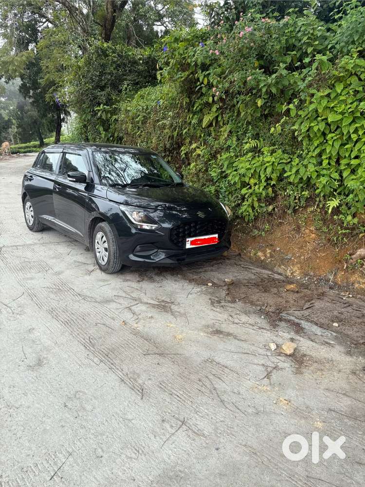 Maruti Suzuki Swift Vxi 2025