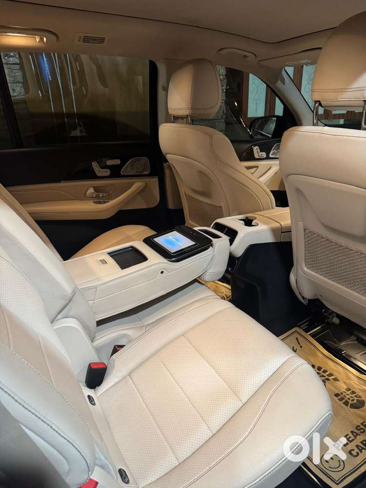 Mercedes Gls 400d 2021  Navy Blue  Excellent Condition  Luxury Suv