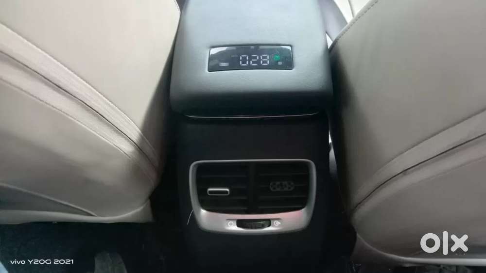 Hyundai Venue 1.0 Sx (o) Turbo Dct, 2024, Petrol