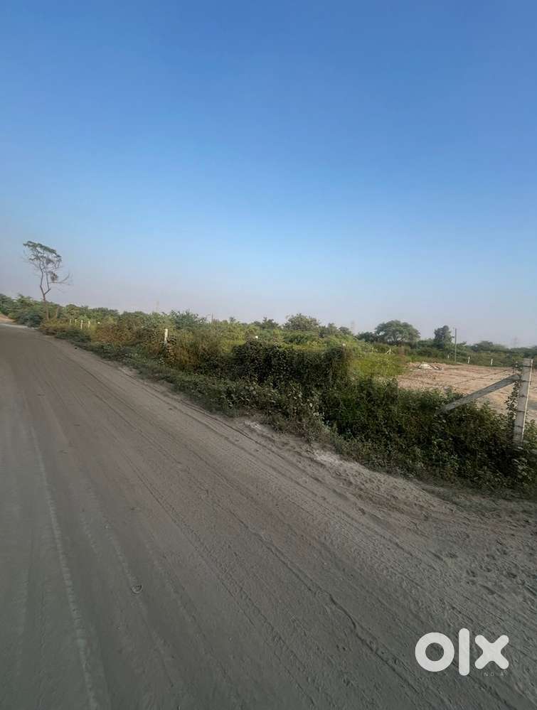 NEAR PALEJ GIDC , BHARUCH