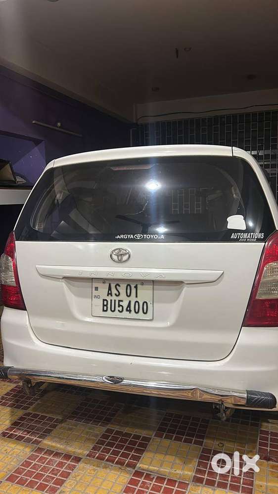 Toyota Innova 2.5 Diesel – Well Maintained – 2012