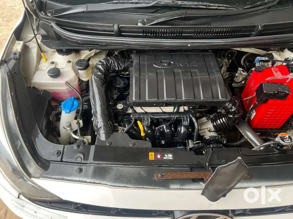 Hyundai Aura 1.2 Petrol 2024