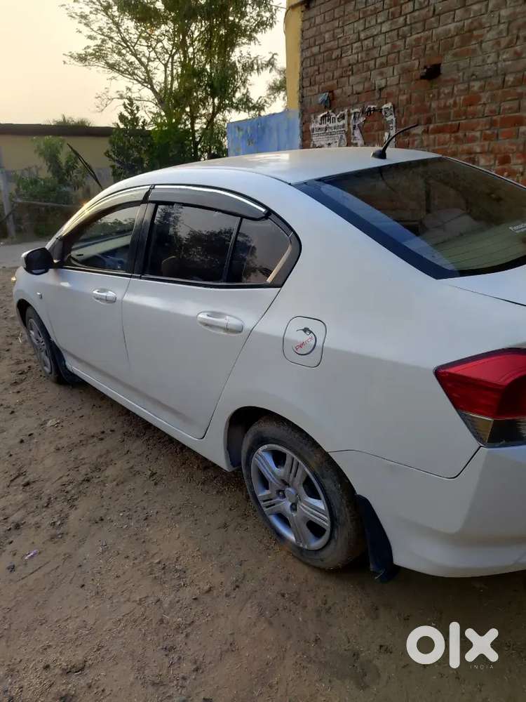 Honda City 2011 Manual Petrol Second Owner