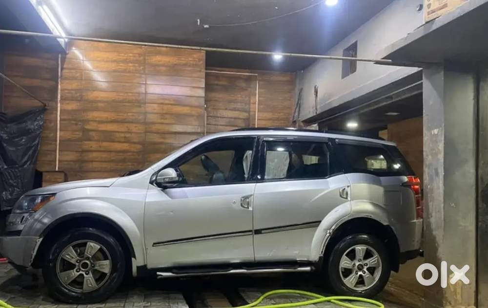 Mahindra Xuv500 Diesel 2wd 2012 Car