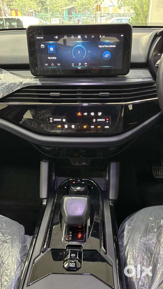 Tata Safari Adventure Plus Dark Edition, 2026, Diesel