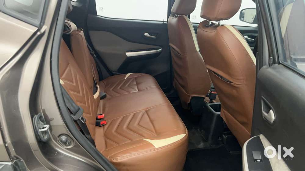 Nissan Magnite Xv Turbo, 2021, Petrol