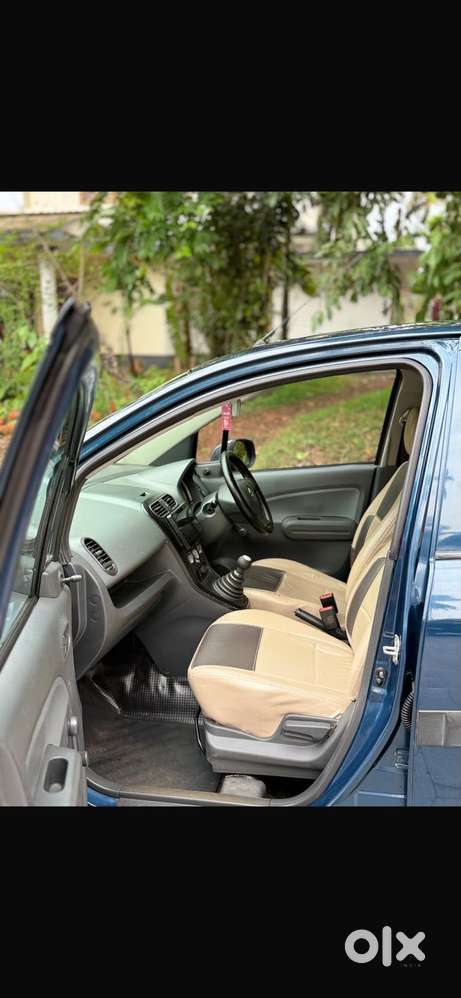 Maruti Suzuki Ritz Vxi, 2010, Petrol
