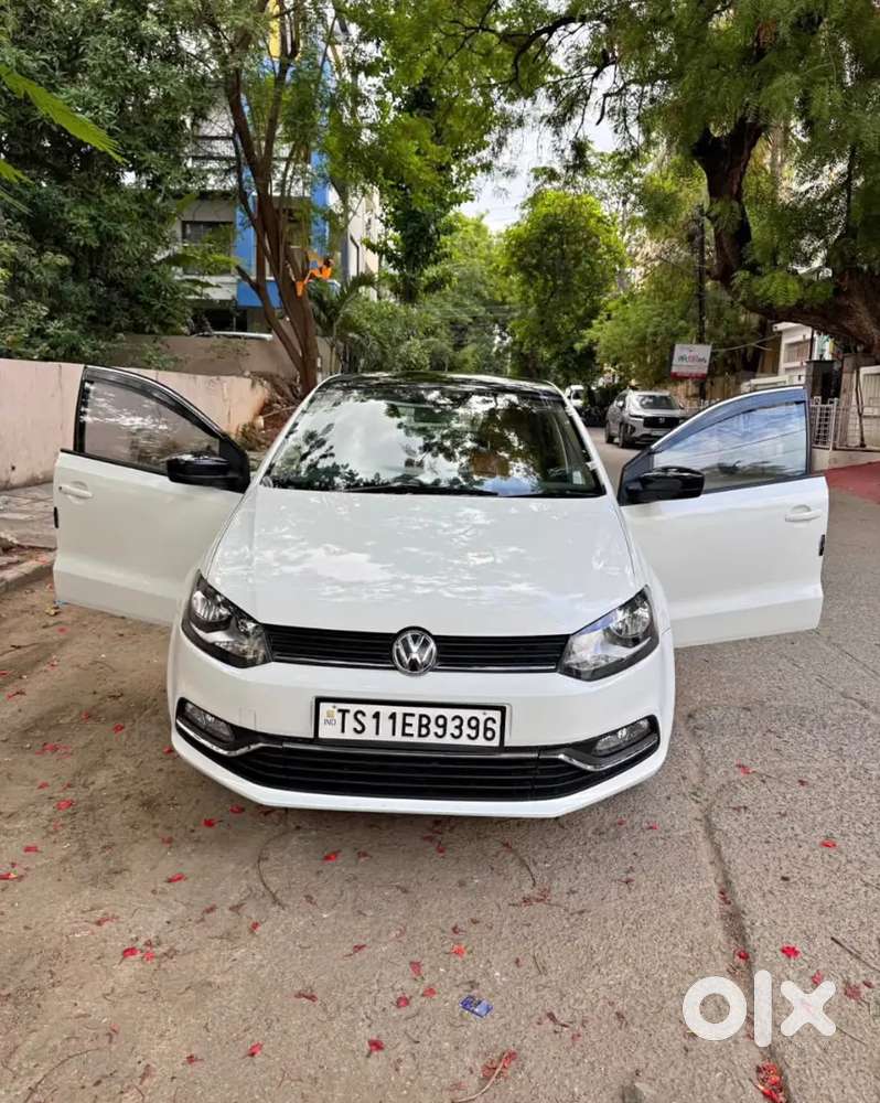 Volkswagen Polo 2015 Manual Year