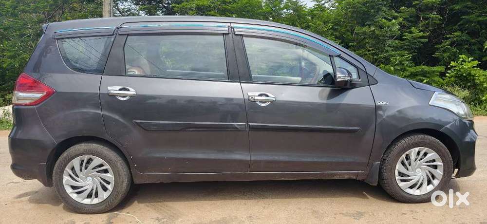 Maruti Suzuki Ertiga Vdi Shvs, 2017, Diesel