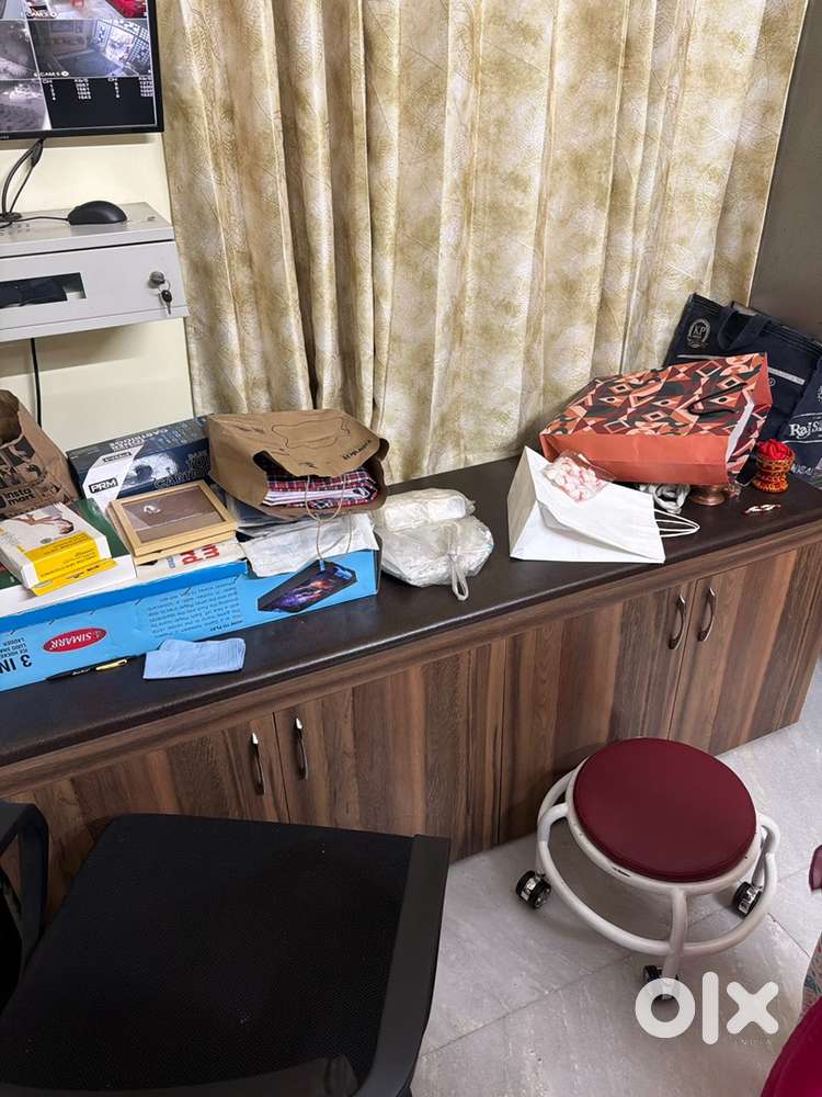 Patient examination couch