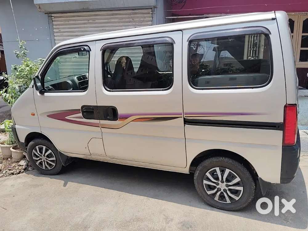 Maruti Suzuki Eeco 2011 Petrol 76000 Km Driven