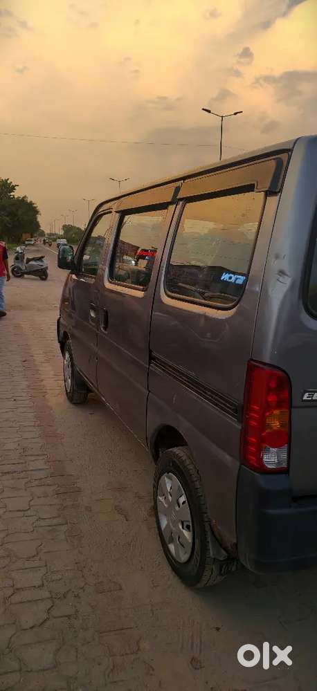 Maruti Suzuki Eeco Ac 2025