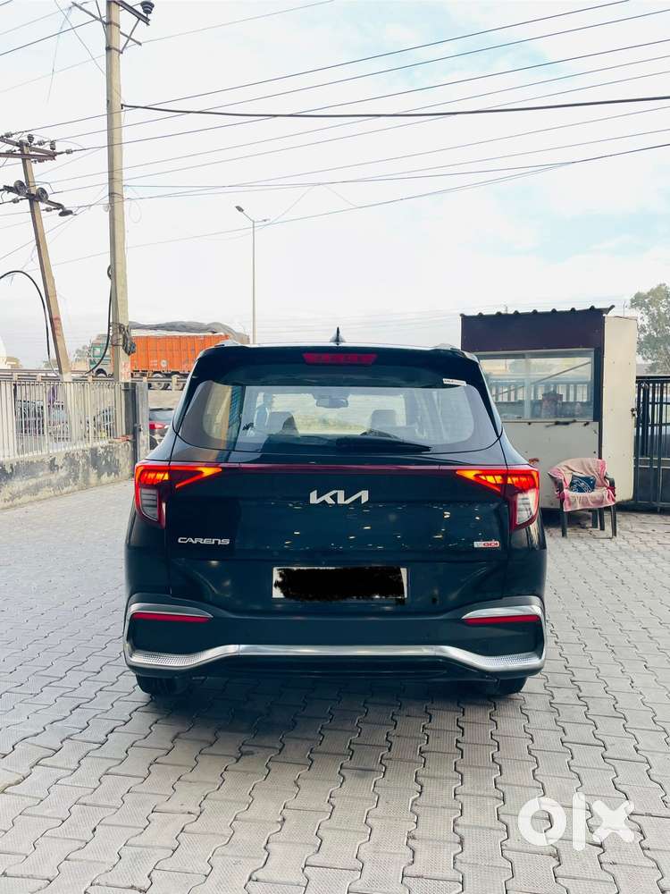 Kia Carens 1.4 Luxury Plus 6 Str, 2022, Petrol